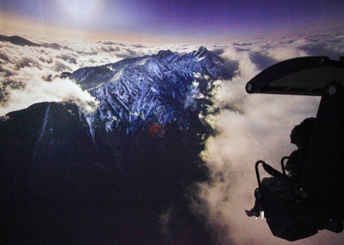 智崴喜獲美國高階飛行劇院訂單 迎接來2021年第一隻春燕